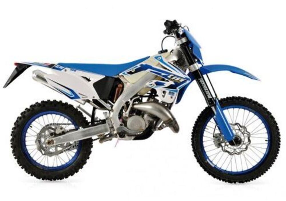 Tm Moto EN 125 (2013) (2)