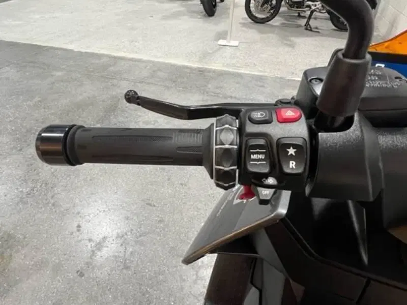 Bmw CE 04 (2021 - 25) (7)