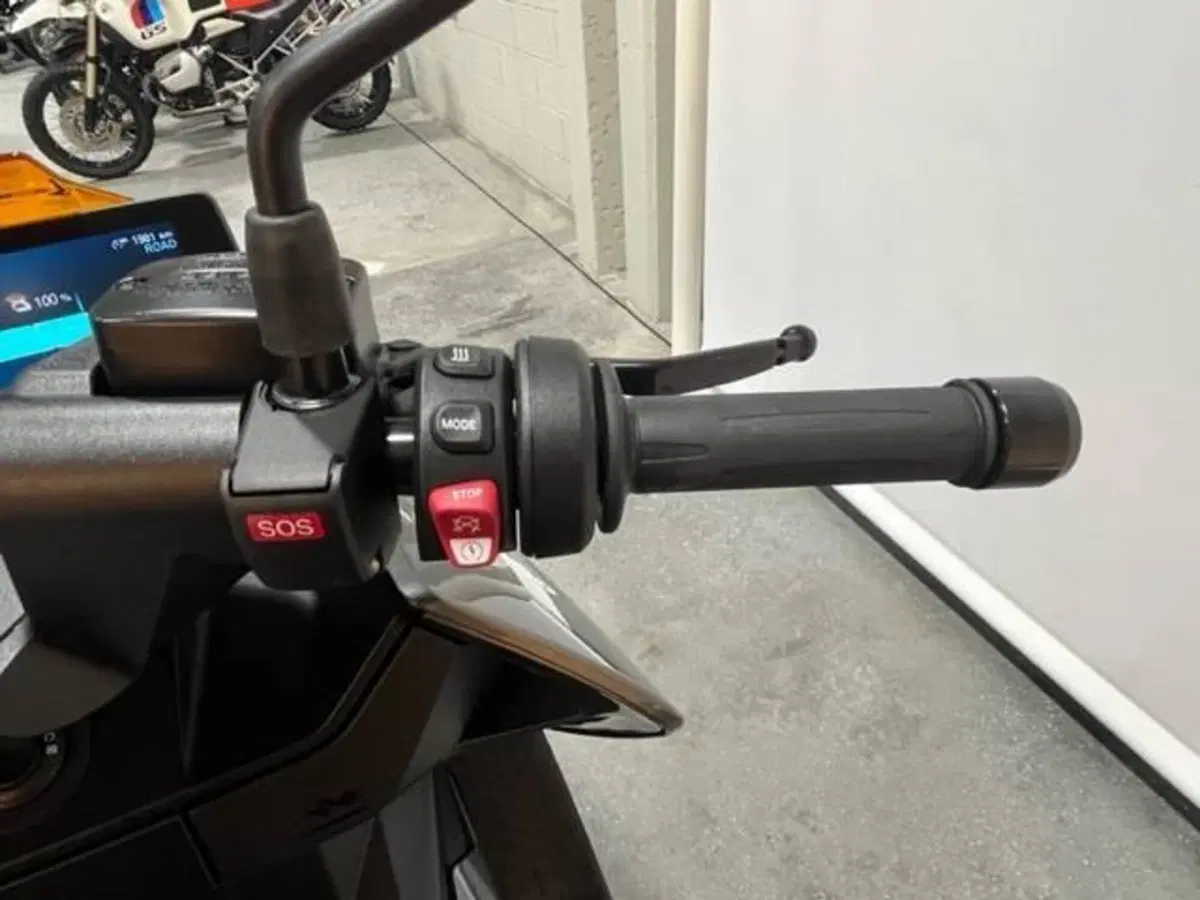 Bmw CE 04 (2021 - 25) (8)