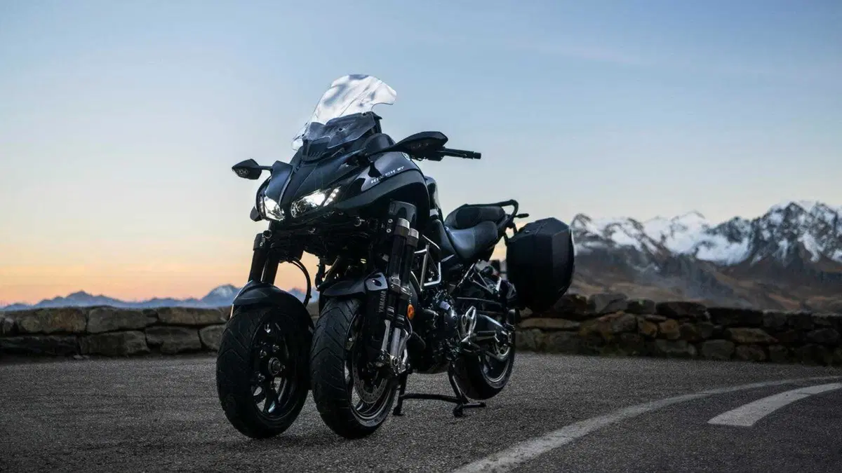Yamaha Niken GT 2023: rivista, 890 cc e con novità [GALLERY] (17)