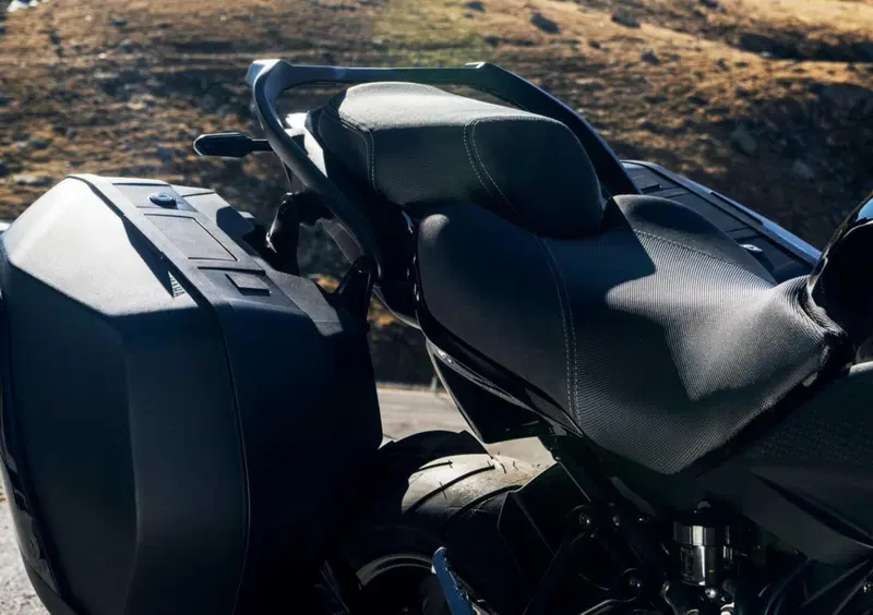 Yamaha Niken 890 Niken 890 GT (2023 - 26) (10)