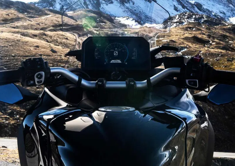 Yamaha Niken 890 Niken 890 GT (2023 - 26) (12)
