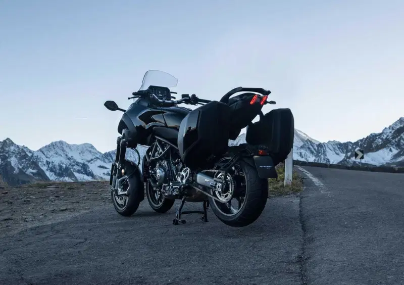 Yamaha Niken 890 Niken 890 GT (2023 - 26) (18)