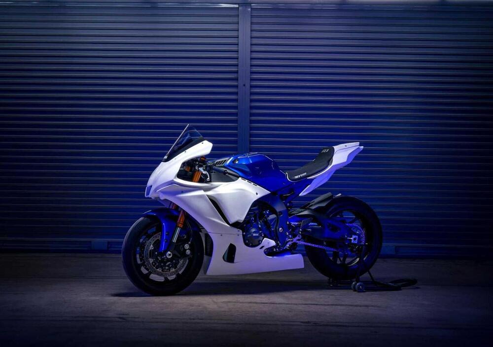 Yamaha YZF R1 GYTR (2023 - 24) (3)