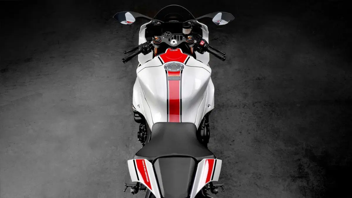 Yamaha YZF R1 YZF R1 World GP 60th Anniversary (2022 - 23) (4)