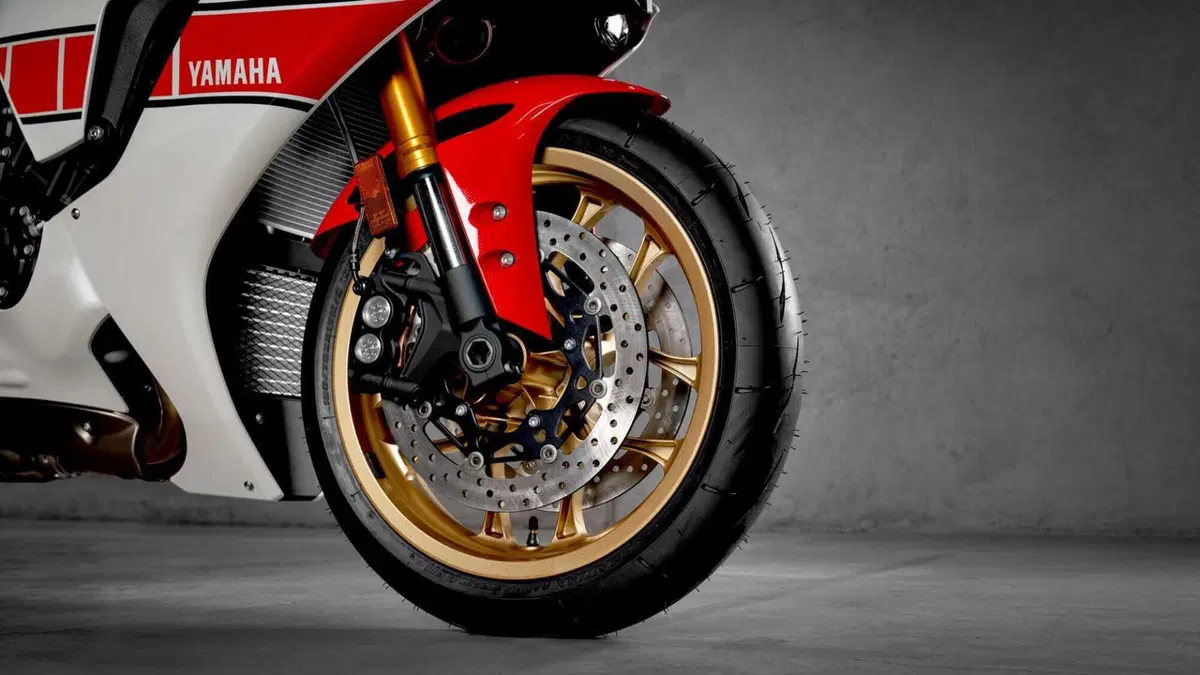Yamaha YZF R1 YZF R1 World GP 60th Anniversary (2022 - 23) (6)