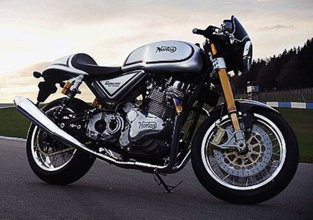 Norton Commando 961 Cafè Racer (2011 - 17) (3)