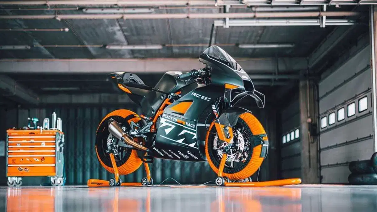 KTM RC 8C 890 RC 8C 890 (2023) (6)