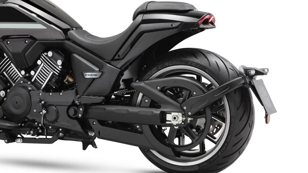 Fra le novità Keeway 2023 risalta la maxi enduro MBP T1002V (4)
