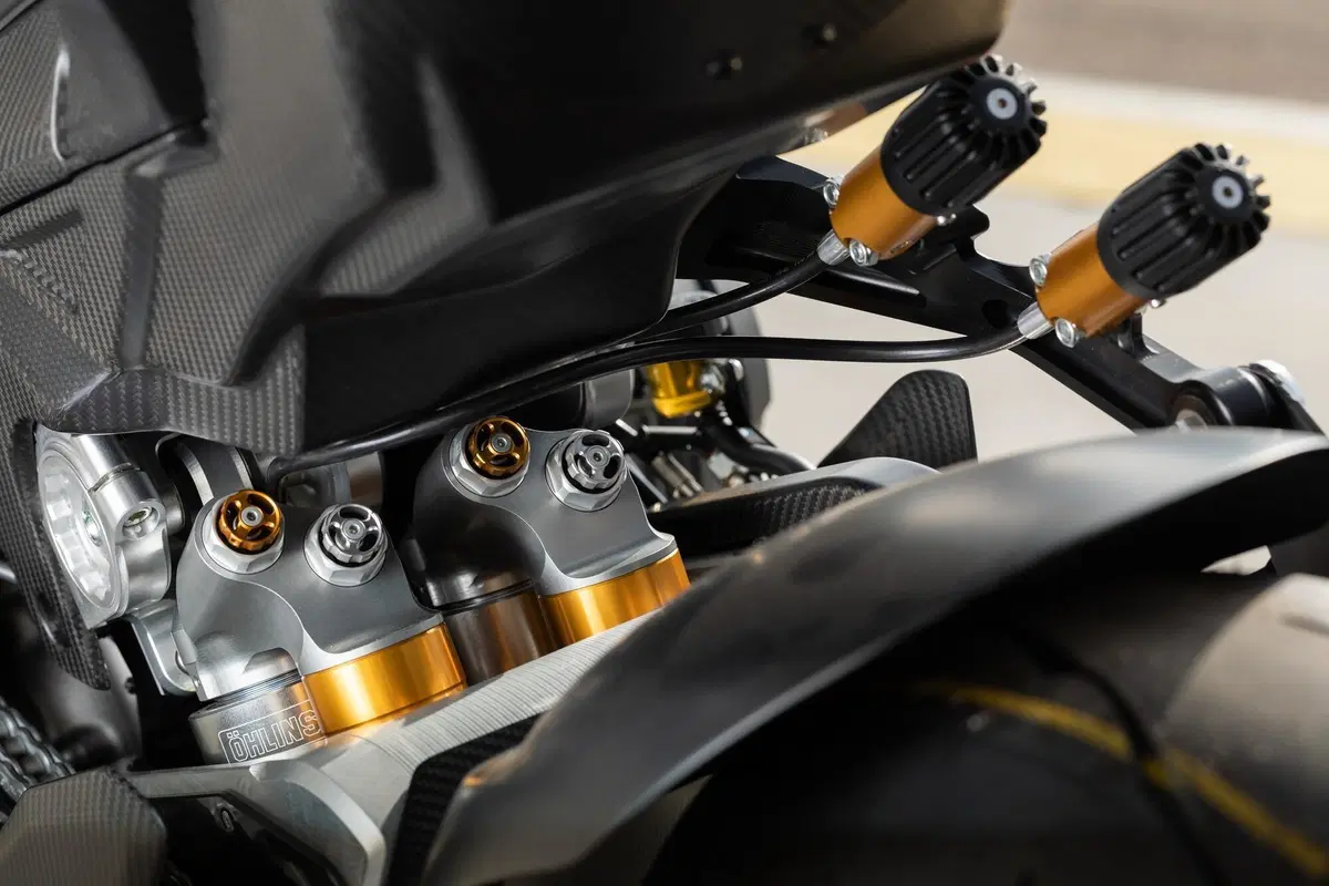 Bimota TESI H2 - KB4 distinguersi è il loro forte (11)