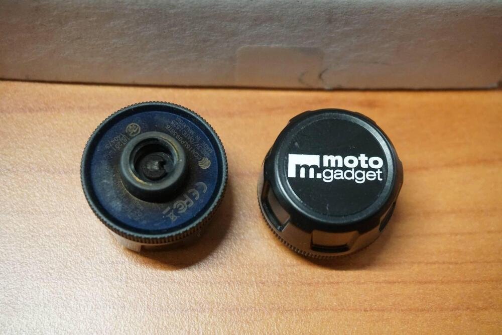 Sensore pressione gomme Motogadget (2)
