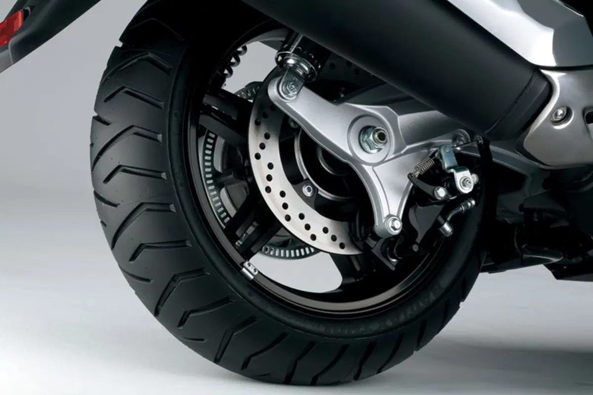 Suzuki Burgman AN 650 Burgman AN 650 Executive ABS (2013 - 17) (12)