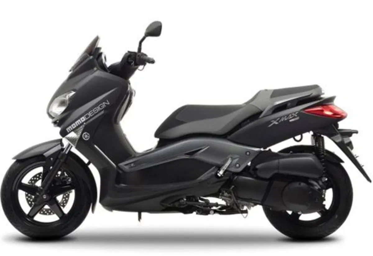 Yamaha X-Max 250 X-Max 250 Momo Design (2011 - 13) (3)