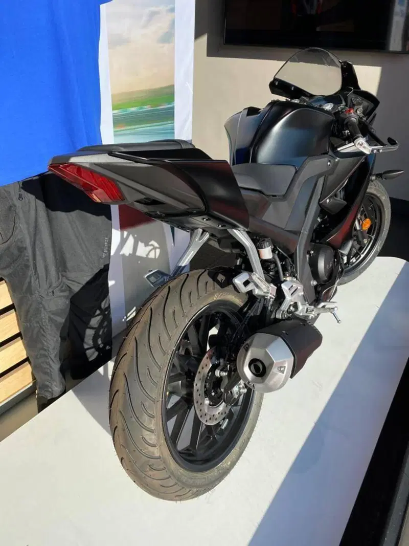Yamaha YZF R125 (2023 - 26) (4)