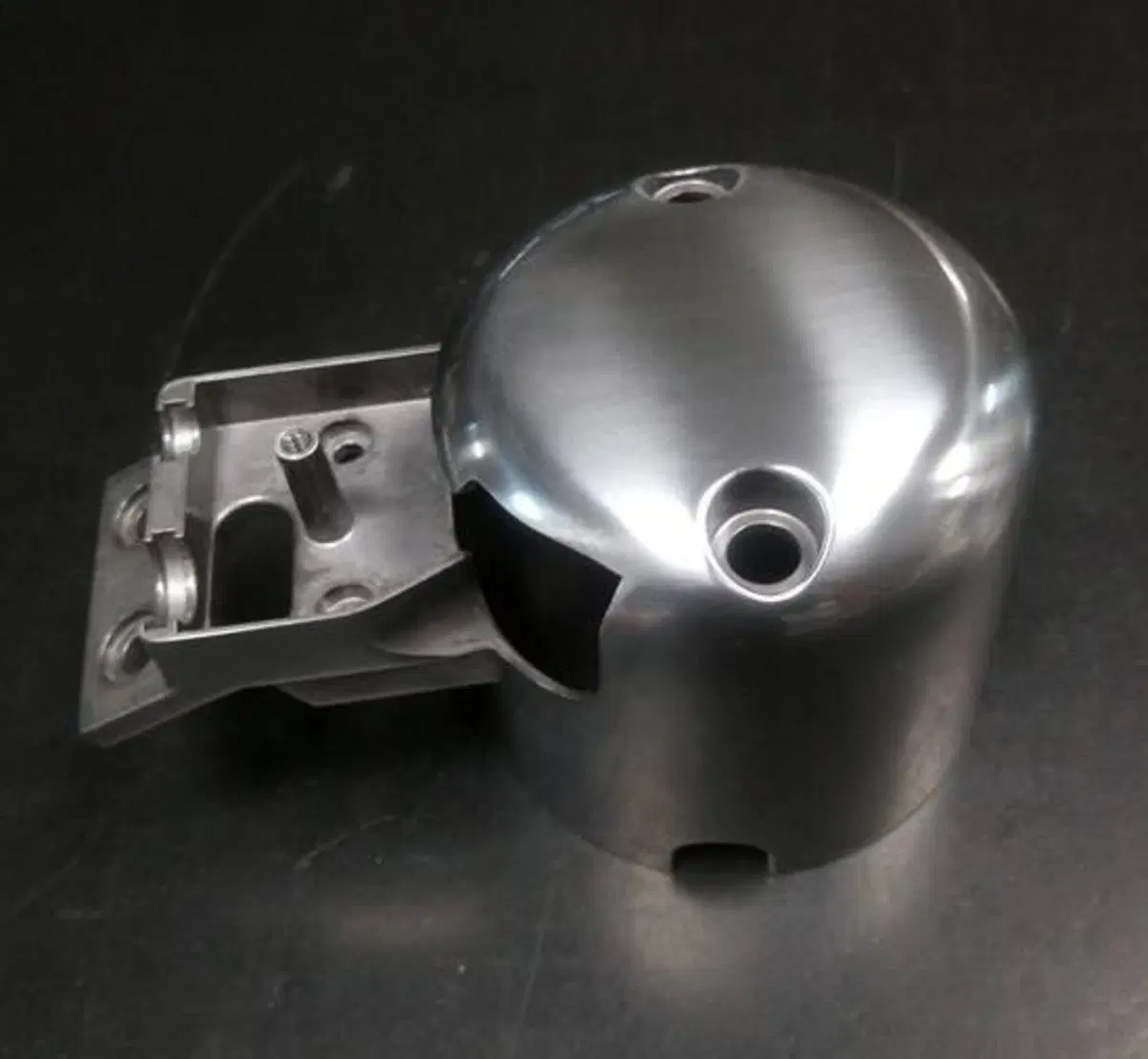 Contenitore strumenti Intruder Suzuki (4)
