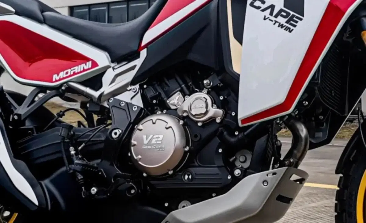 Nuova Morini X-Cape 1200, sarà così? (3)