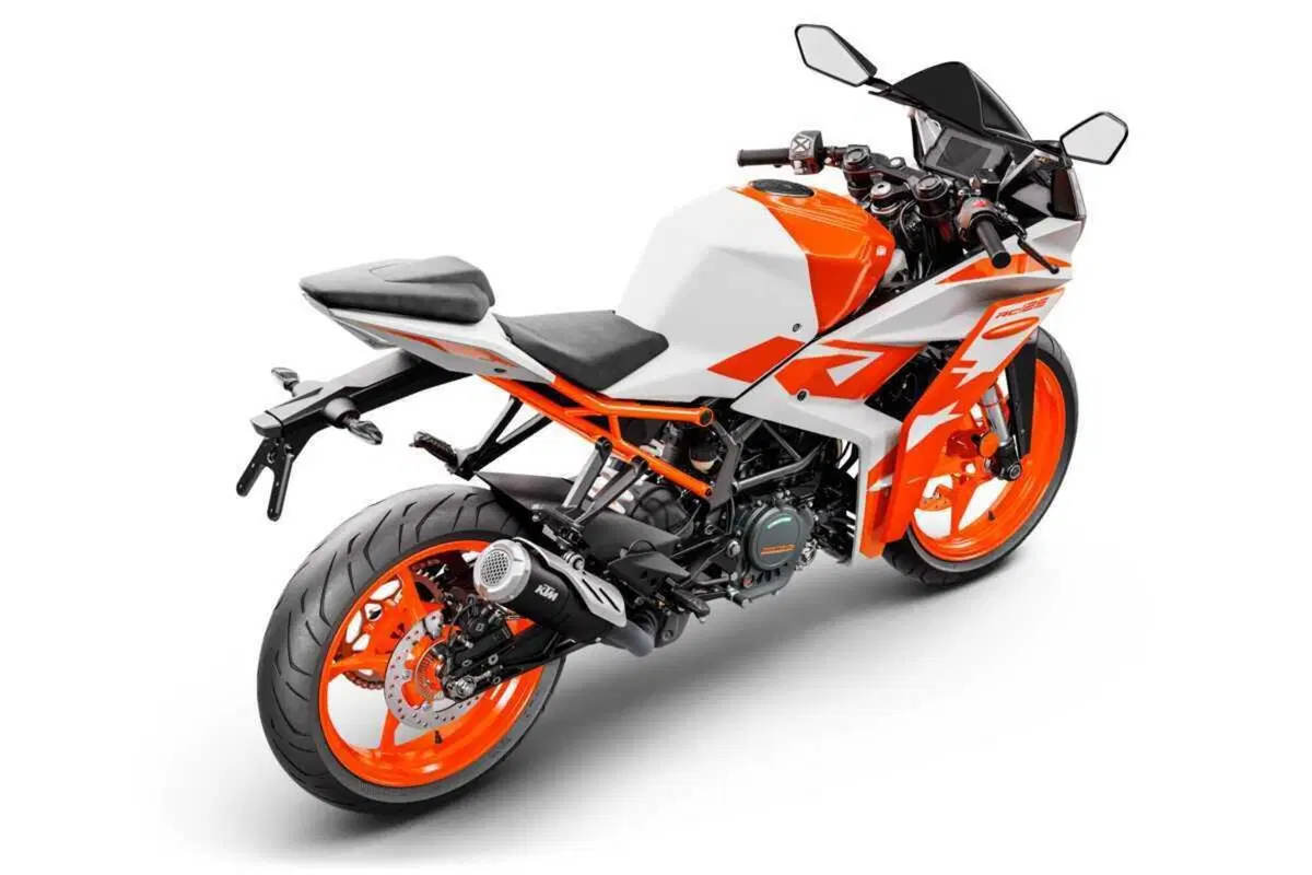 KTM aggiorna così la 790 Duke e la serie RC e Duke 2023 (20)