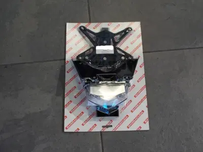 Portatarga Barracuda per Suzuki Gladius 650