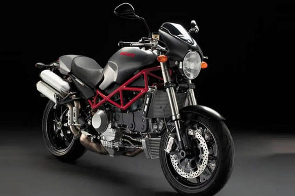 Ducati Monster S4R Monster S4R Testastretta (2)