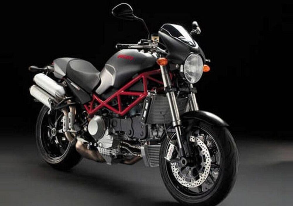 Ducati Monster S4R Testastretta (2)