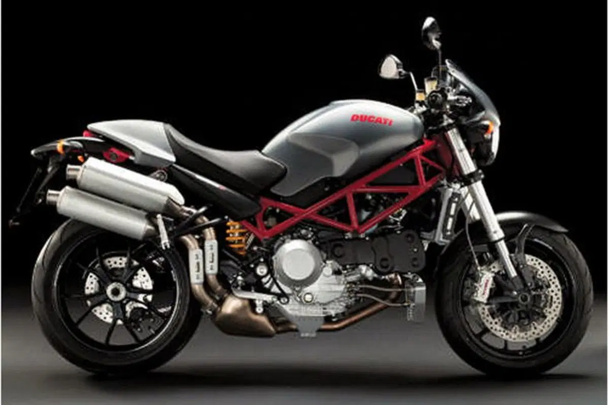 Ducati Monster S4R Monster S4R Testastretta (3)
