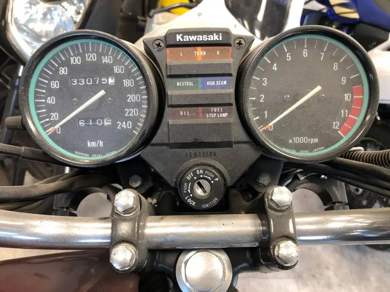 Kawasaki SR650 (2)