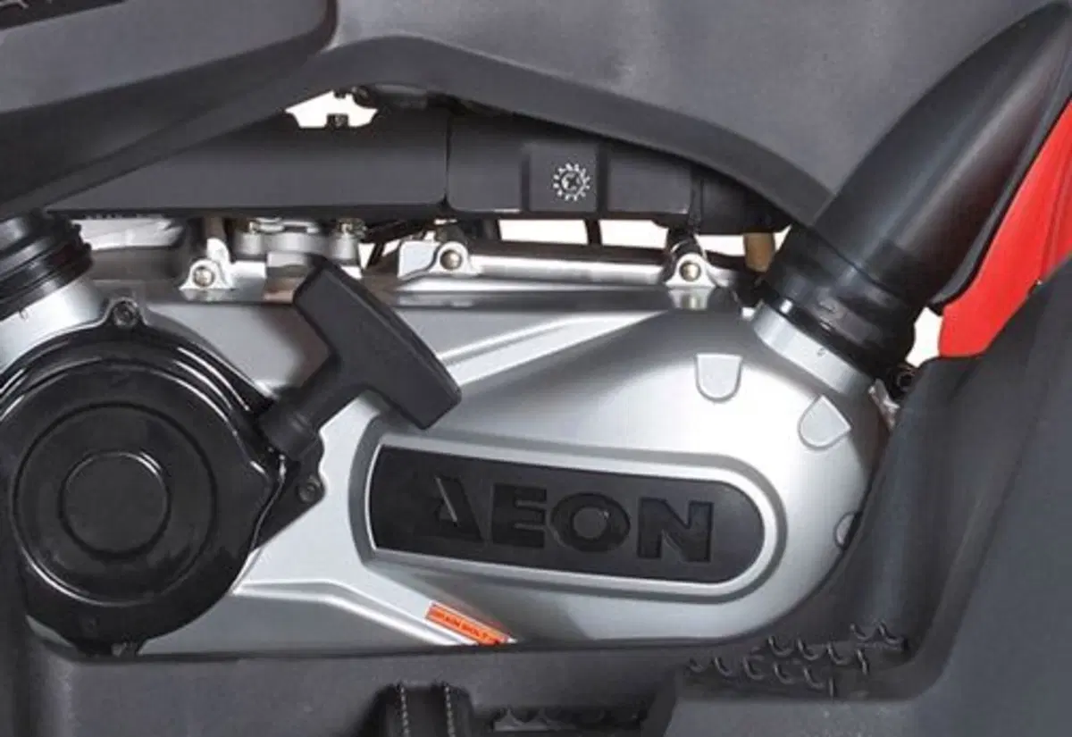 Aeon Crossland 400 Crossland 400 RX (2)