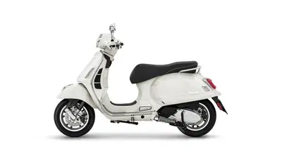 Vespa GTS 300 Super (2023 - 24) nuova
