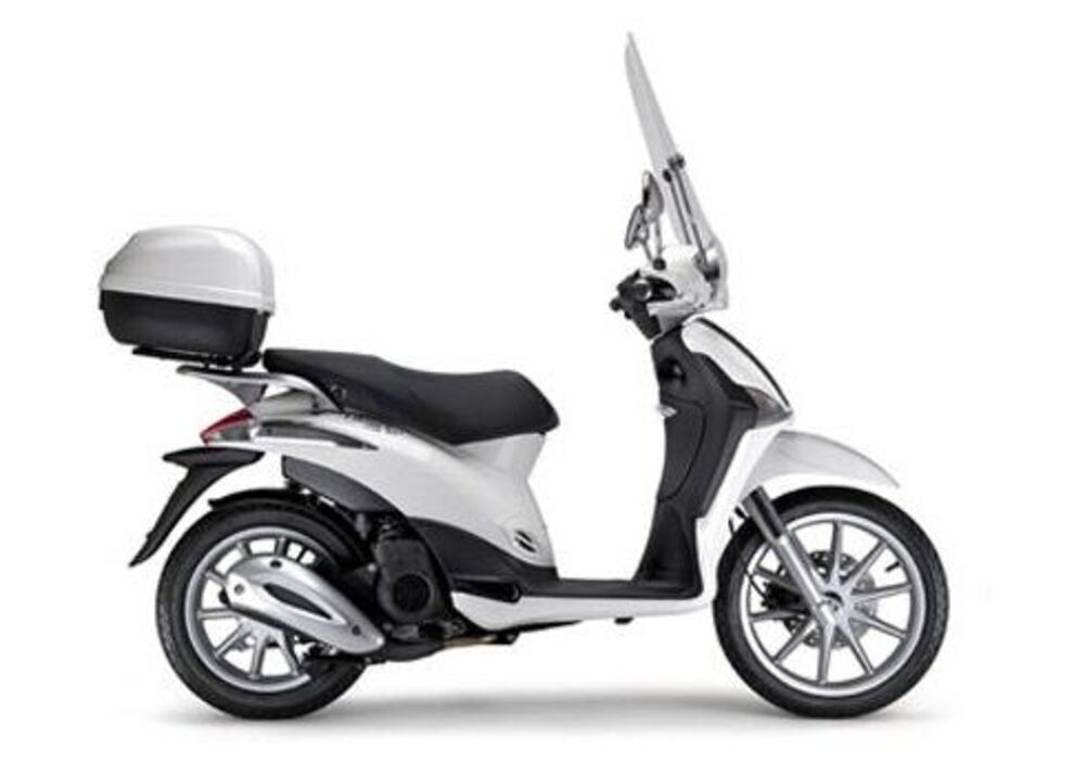 Piaggio Liberty 150 4T Full Optional (2008 - 13) (4)