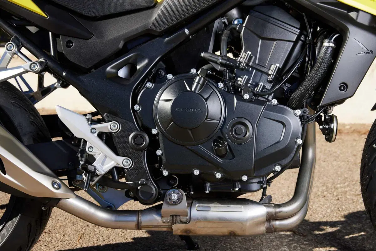 Honda Hornet (9)