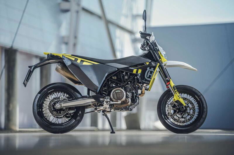 Ritocchi per le Husqvarna 701 Enduro e 701 Supermoto 2023