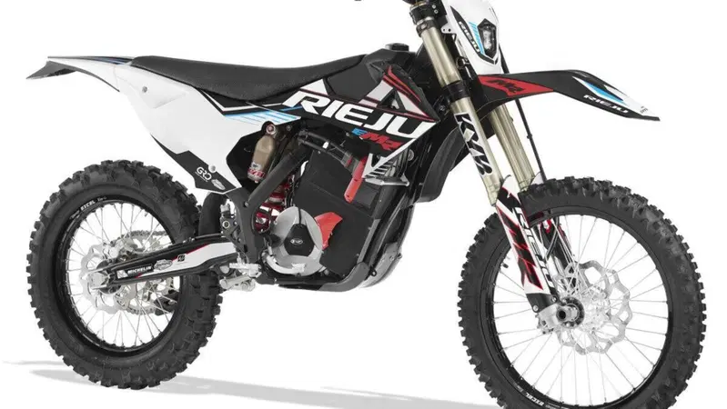 L'enduro Rieju E-MR punta su potenza e leggerezza