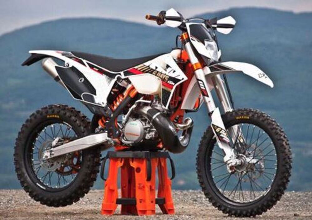 KTM EXC 125 Six Days (2013) (2)