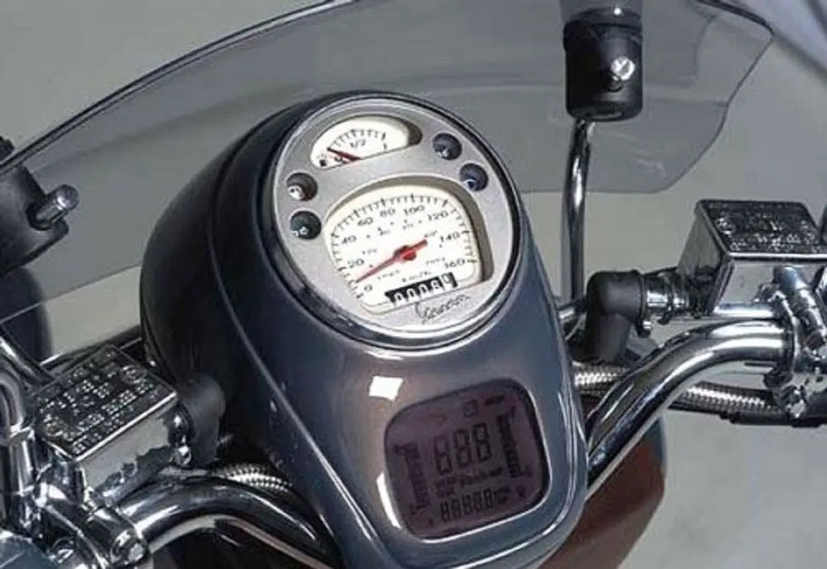 Vespa GTS 250 GTS 250 GT 60° (3)