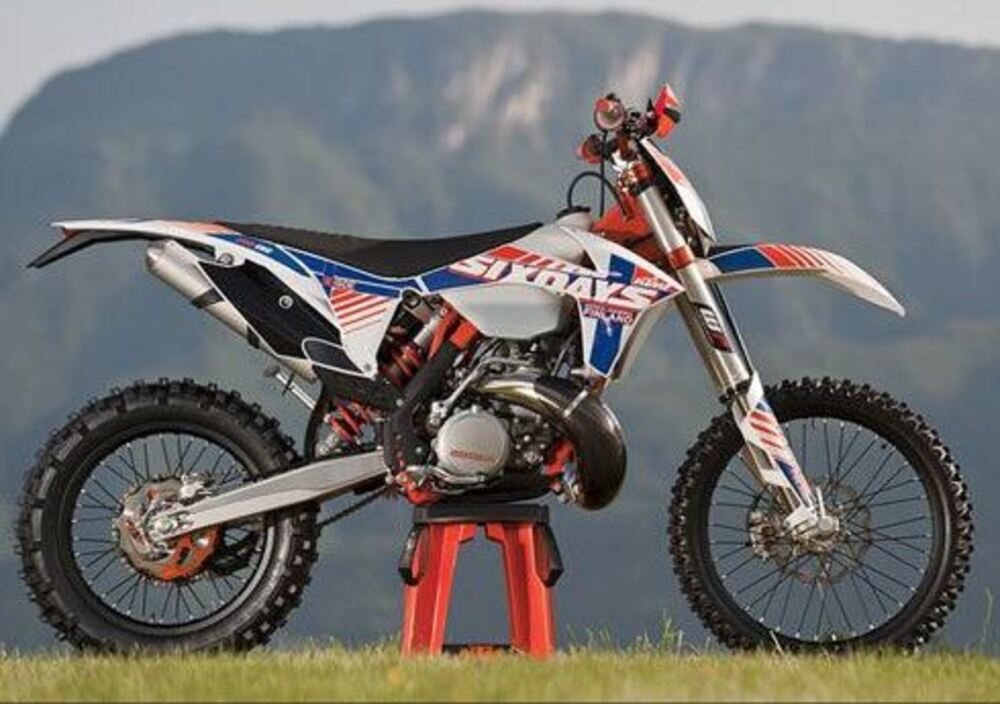 KTM EXC 125 Six Days (2012) (2)