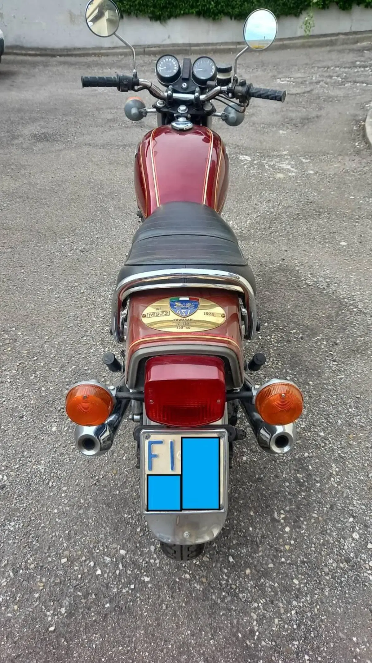 Kawasaki Z750 (2)