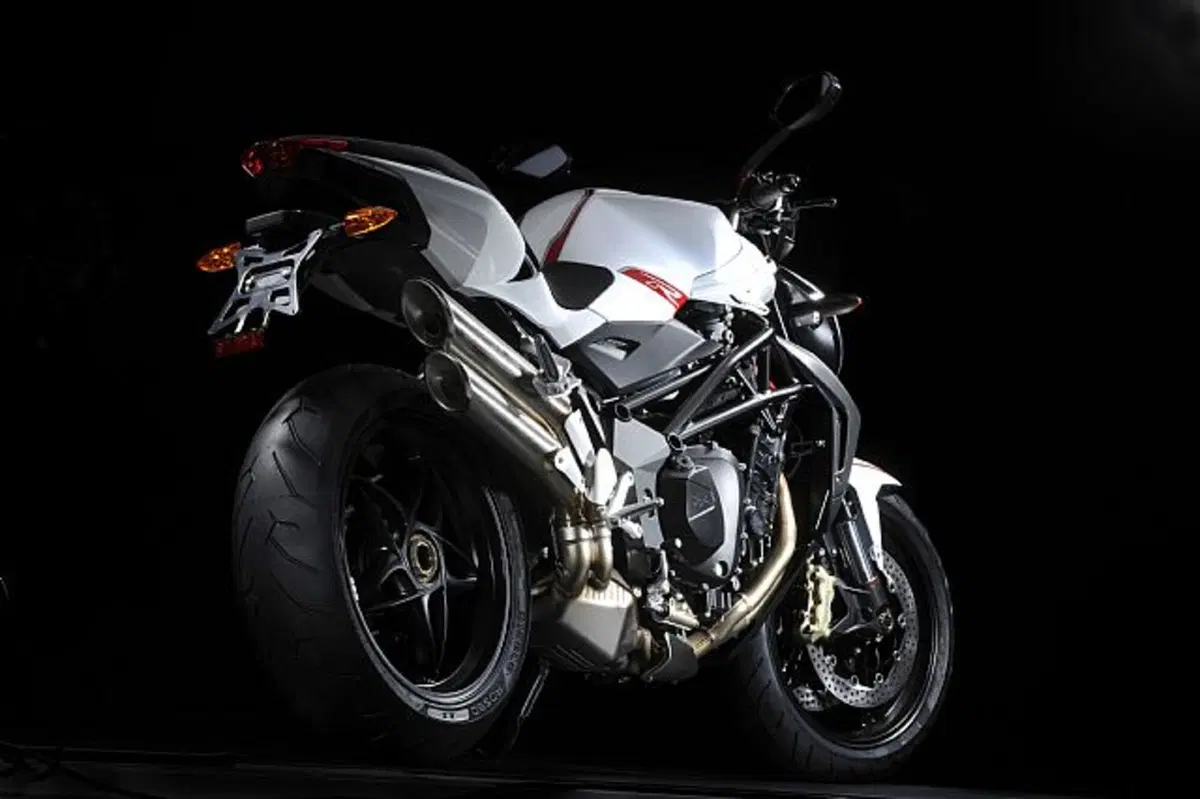 MV Agusta Brutale 1090 Brutale 1090 R ABS (2012 - 15) (2)
