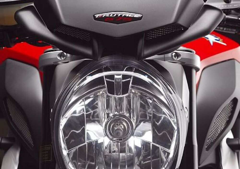 MV Agusta Brutale 675 EAS (2011 - 14) (3)