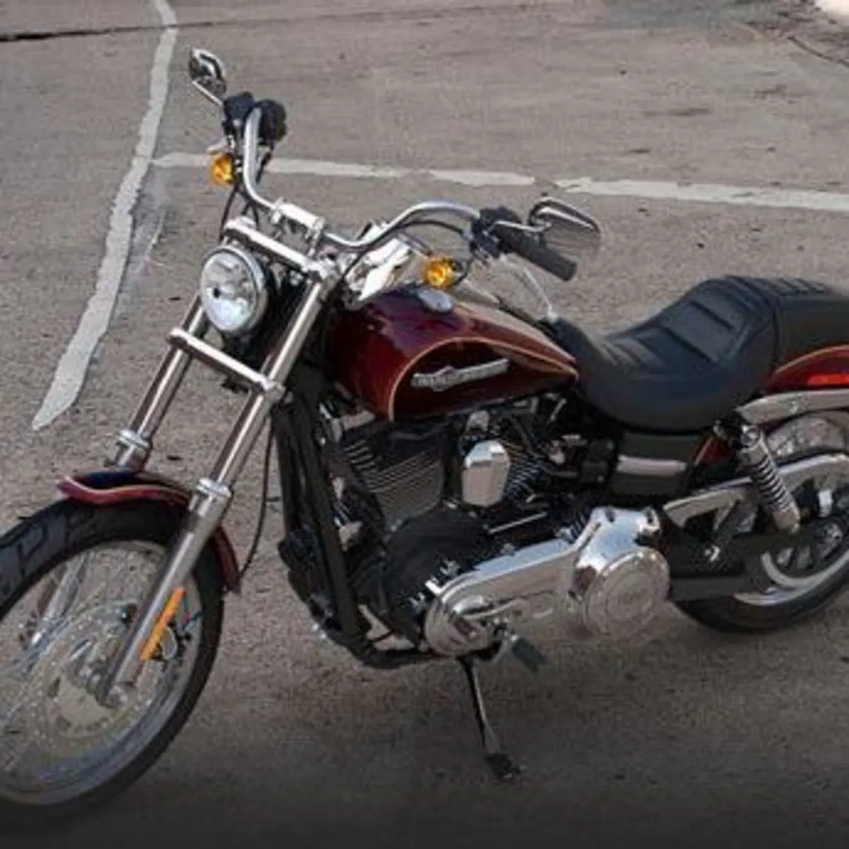 Harley-Davidson 1690 Super Glide Custom (2014) - FXDC