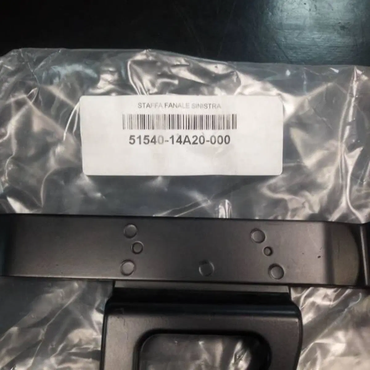 Coppia supporti faro DR650 Suzuki (9)