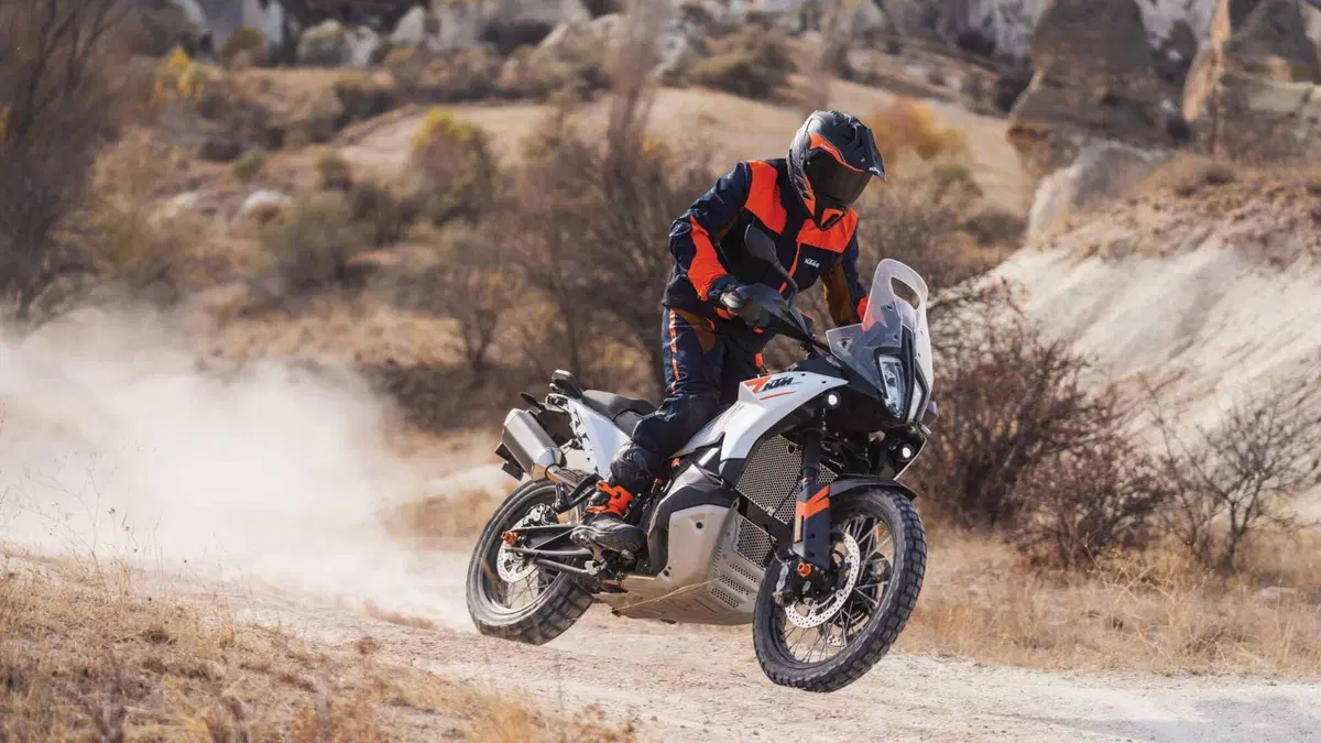 KTM 790 Adventure 790 Adventure (2023 - 24) (14)