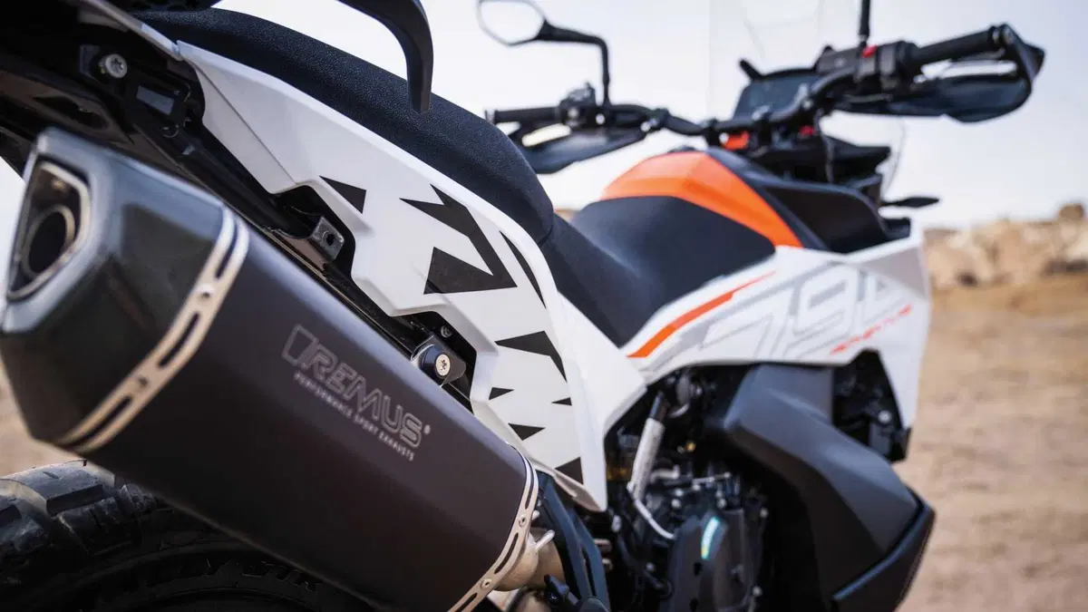 KTM 790 Adventure 790 Adventure (2023 - 24) (18)