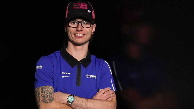 SBK 2023. In Superbike nel 2023 arriva il pilota con gli occhiali! Bradley Ray con Yamaha Motoxracing