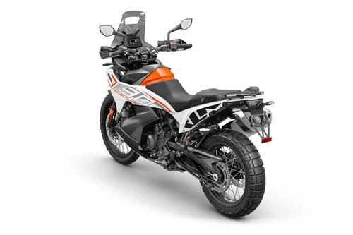 Ritorna la KTM 790 Adventure. Aggiornata e ora prodotta in Cina (7)