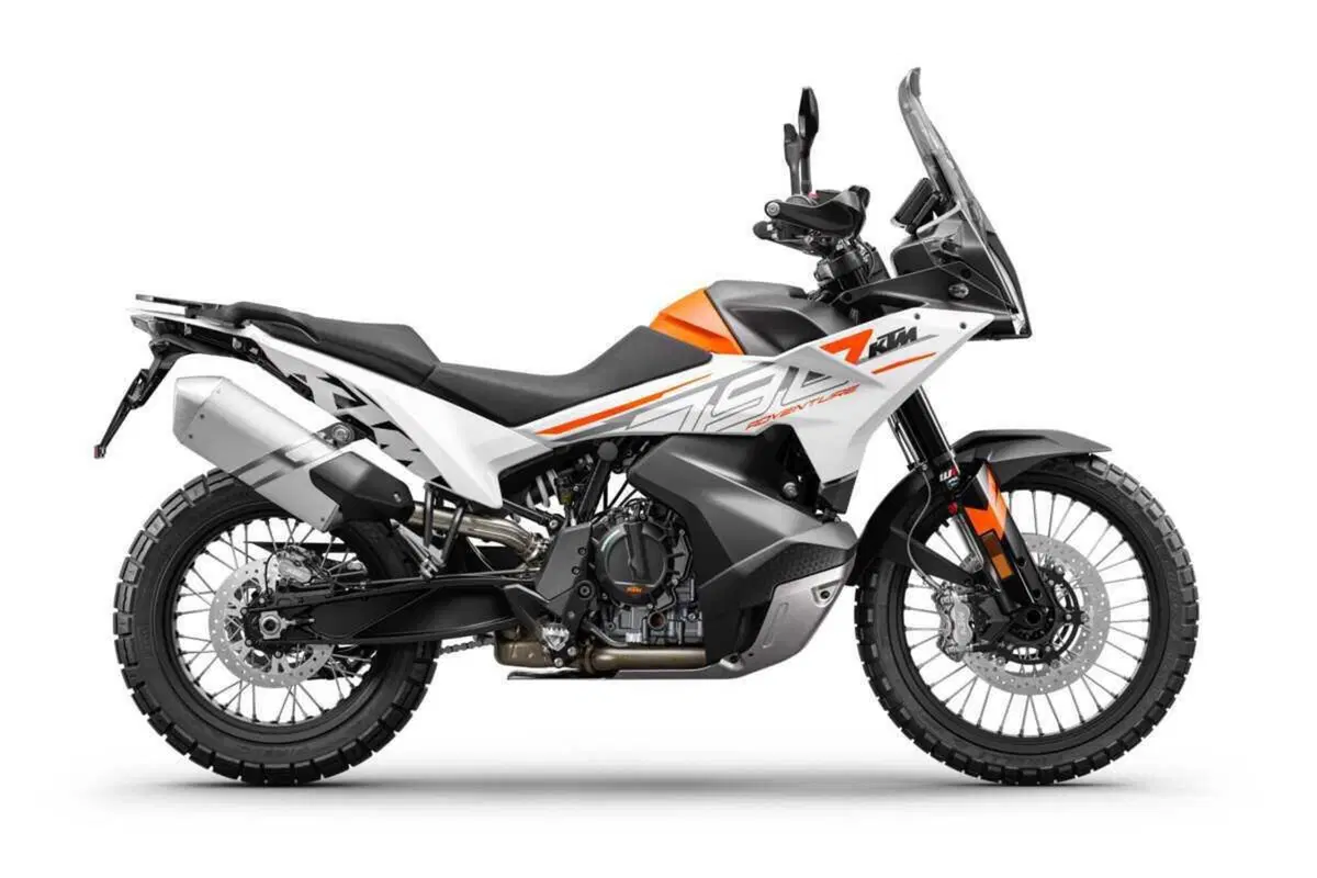 Ritorna la KTM 790 Adventure. Aggiornata e ora prodotta in Cina (11)