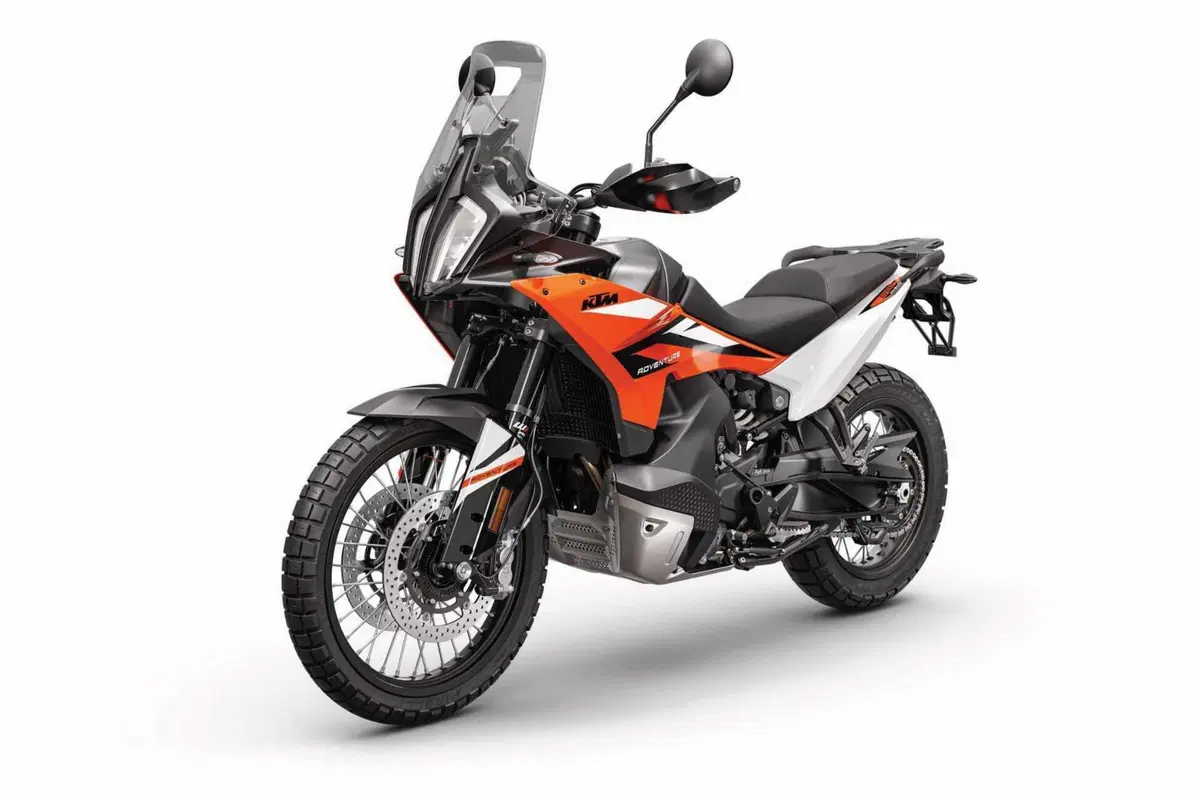 Come cambia la KTM 890 Adventure 2023 (5)