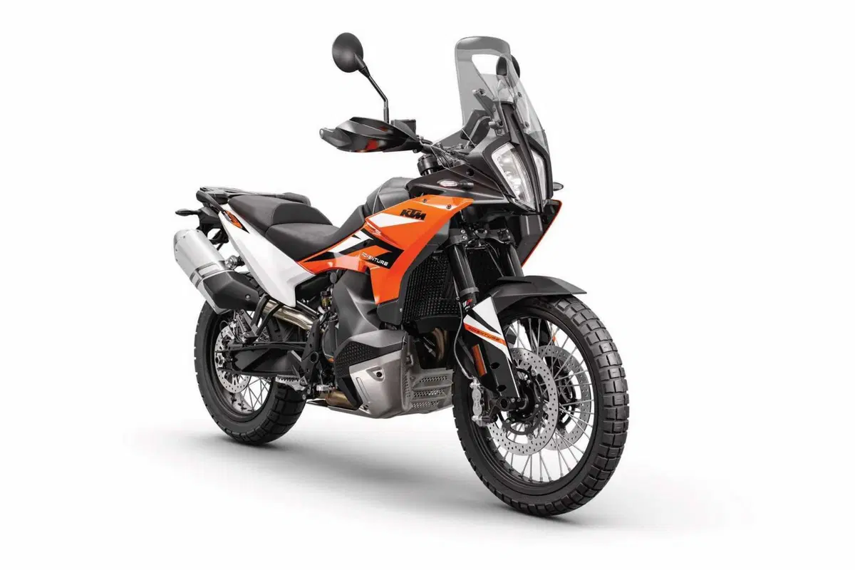 Come cambia la KTM 890 Adventure 2023 (6)
