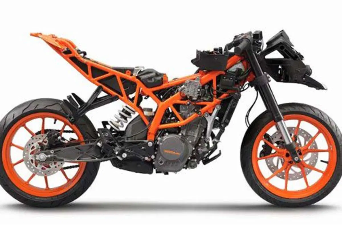 KTM RC 390 RC 390 ABS (2015 - 16) (2)