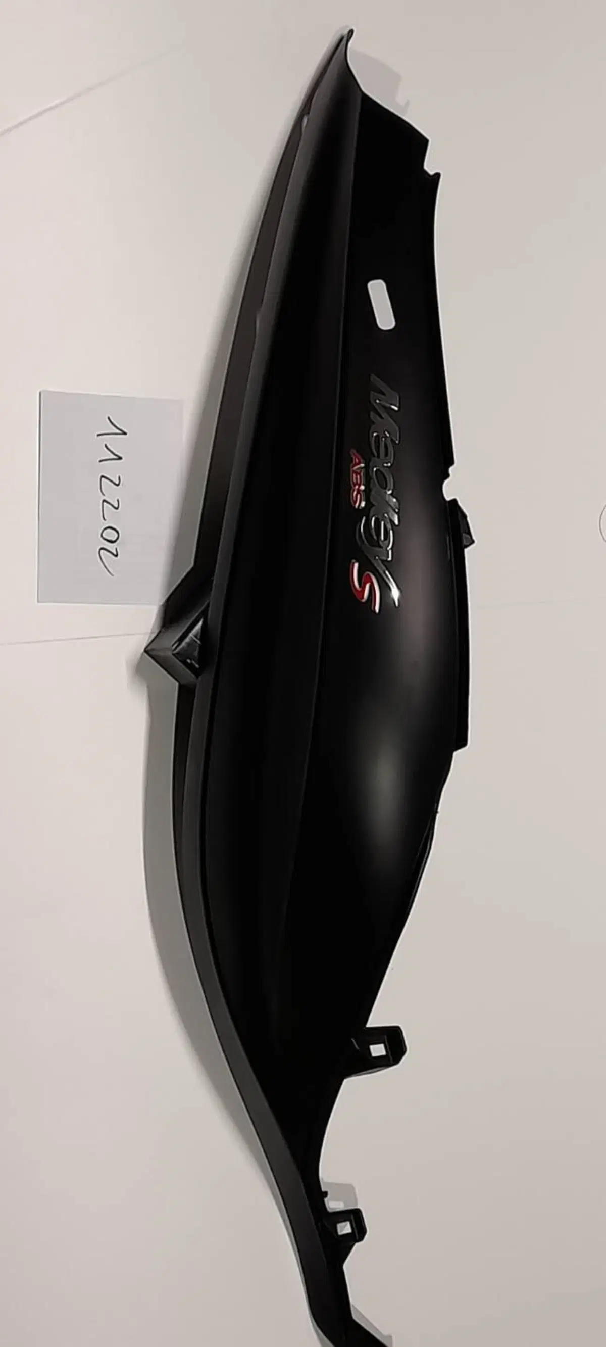 Fiancata posteriore destra Piaggio Medley s125/15 (2)