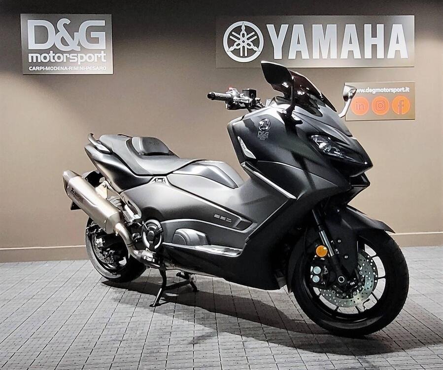 Yamaha T-Max 560 (2022 - 24) (2)